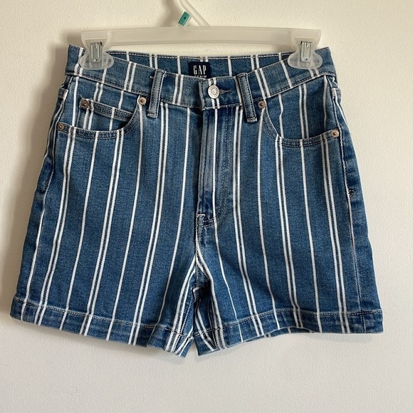 GAP Pants - GAP Mom Jean Shorts 00 24 Blue White Striped Denim Pockets Cotton Mid 4” Inseam